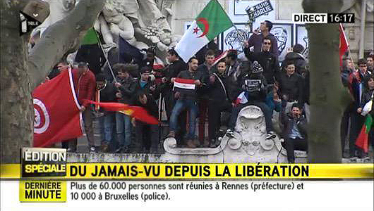 Marche républicaine drapeaux etrangers